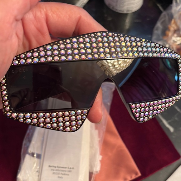Authentic Gucci Crystal Hollywood forever sunglasses - Picture 2 of 5